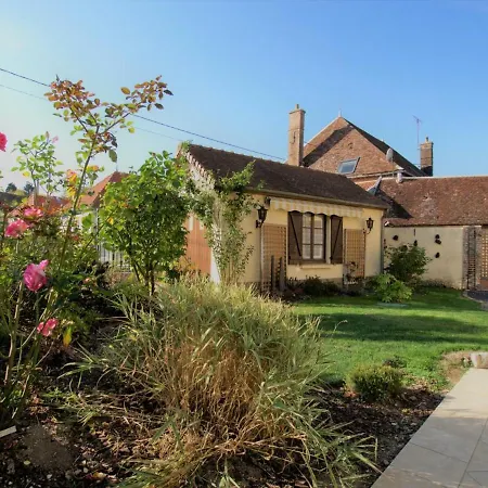 Vakantiehuis Neuville-sur-vanne, 5 Pieces, 8 Personnes - Fr-1-543-149 Neuville-sur-Vannes